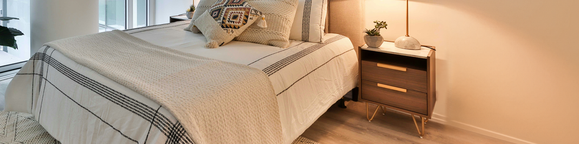 ナイトテーブル– mutukishop