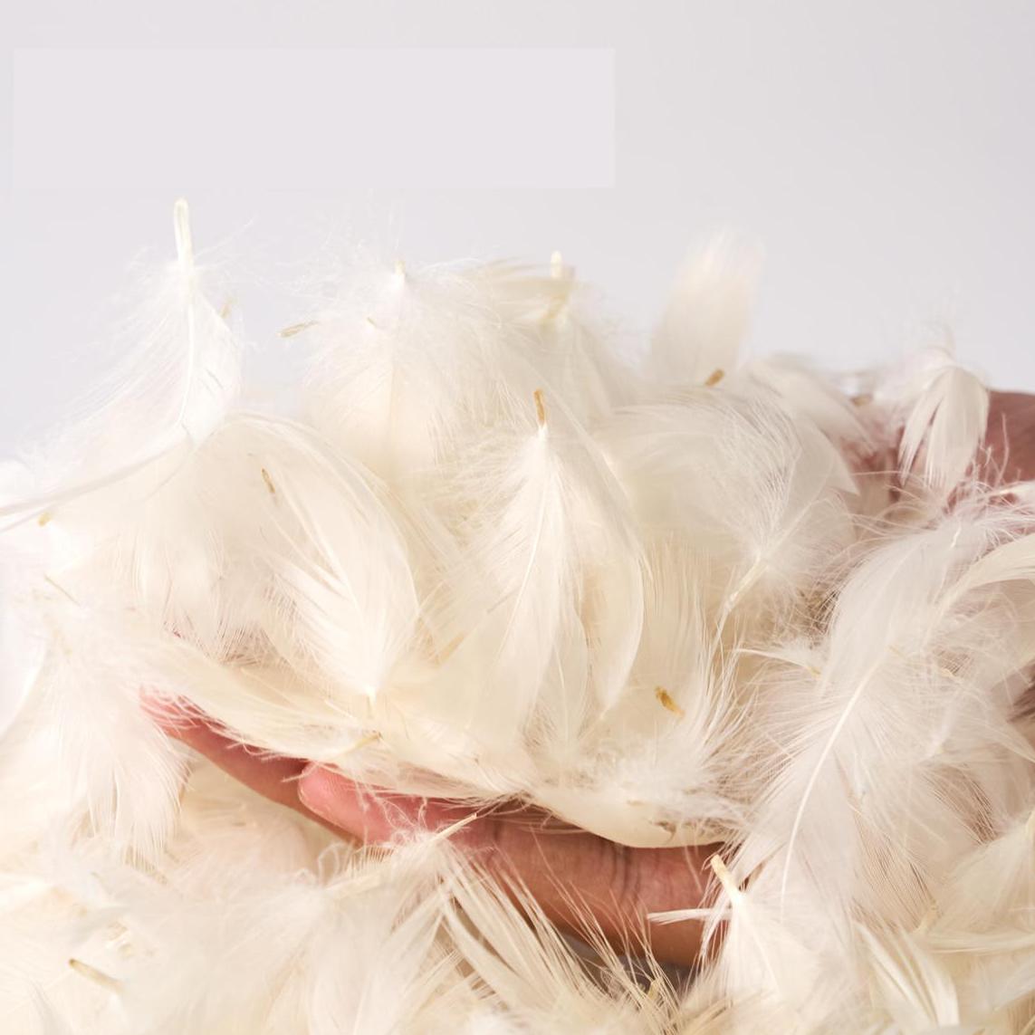 クリーム風ソファベッド リビング用 折りたたみ式 引き出し収納付き 一体型二役デザイン hemw-1336