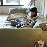 無垢材&多層板使用の快適ダウンソファー - 高級感溢れるデザイン Hersa-1642