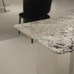 ラグジュアリー 天然大理石テーブル 黒×ゴールド調 ダイニングテーブル 高級モノトーンモダン デザイナーズダイニング180cm 160cm jrjj-6145