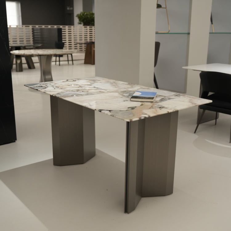 デザイナーズ 大理石ダイニングテーブル ナチュラルホワイト×ゴールド 天然石天板 高級ラグジュアリーモダン jrjj-6738