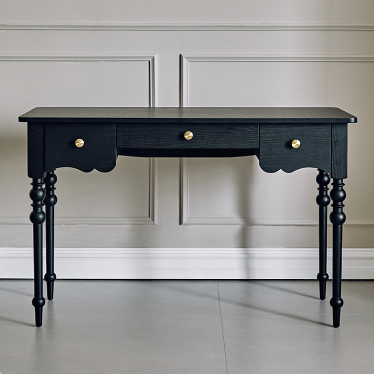 高級感漂うレッドオーク多層板テーブル|エレガントなデザインでお部屋をスタイリッシュに hggw-4182