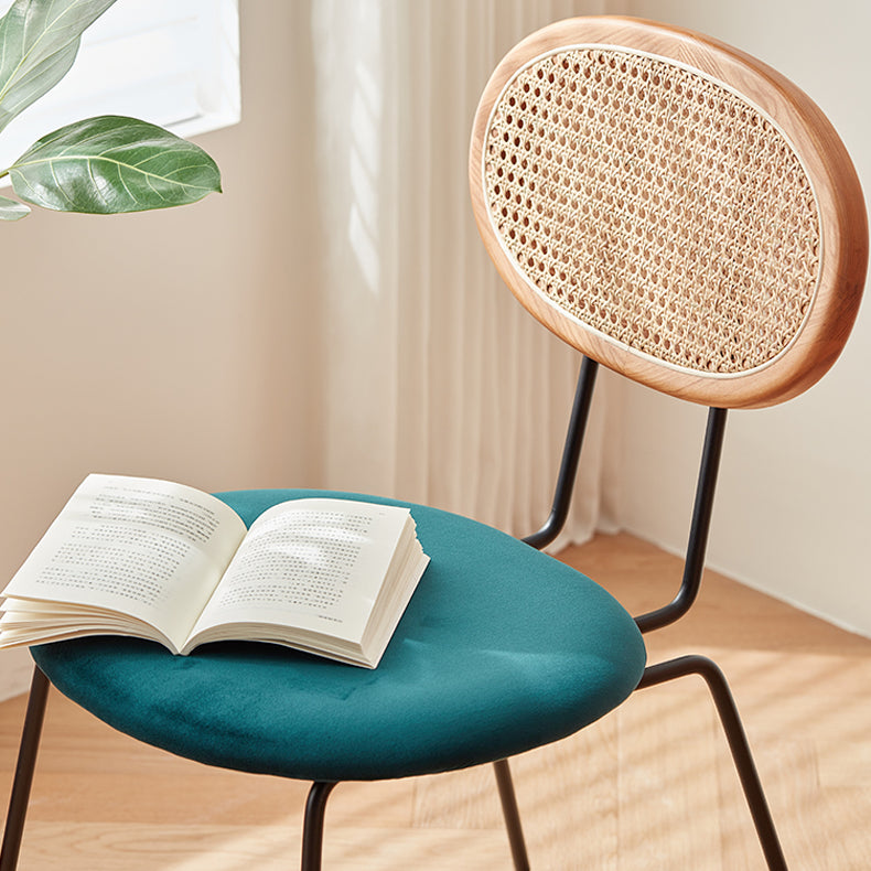 チェリー材とラタン使用の高級ベルベットチェア2脚 fcp-1285