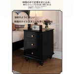 シンプルモダンなナイトテーブル - 多層板製・3段引き出し付き・エレガントな黒色デザイン fcr-4821