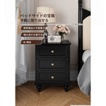 シンプルモダンなナイトテーブル - 多層板製・3段引き出し付き・エレガントな黒色デザイン fcr-4821