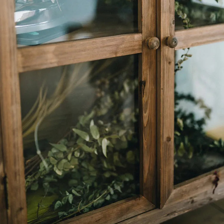 スギ材ガラスのヴィンテージキャビネット|エレガントなインテリア収納ソリューション fcwz-2356
