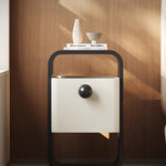 モダンデザインのパイン材ナイトテーブル|シンプルでスタイリッシュな収納家具 fjd-4733