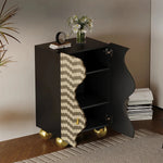 スタイリッシュなステンレス製キャビネット|モダンデザインで収納力抜群|リビング・寝室に最適なインテリア家具 fjd-4742