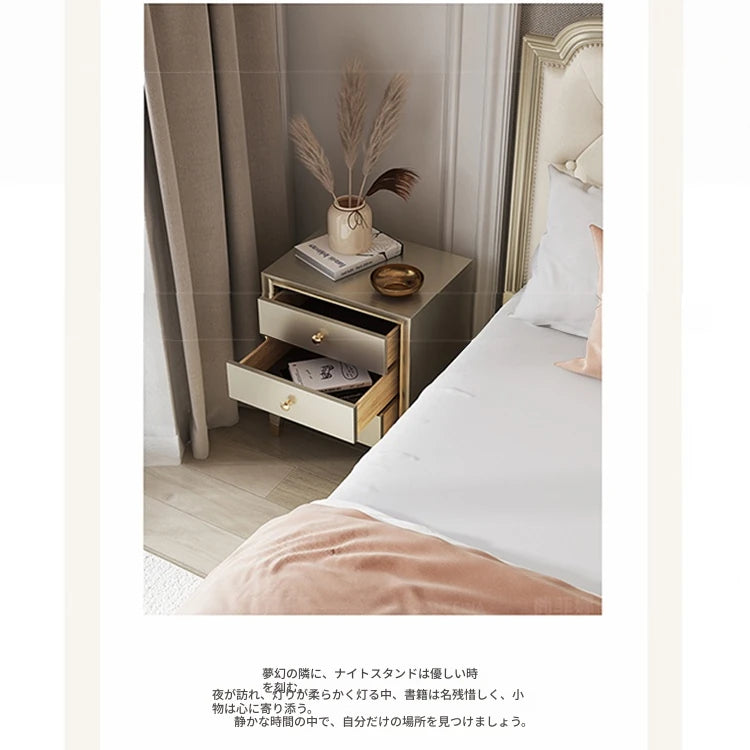 エレガントなデザインのパイン材ナイトテーブル - 3段引き出し付き、寝室の必需品 fjfn-5273