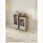 エレガントな無垢材キャビネット - ガラス扉付きのシンプルデザイン収納家具セット fjfn-5292