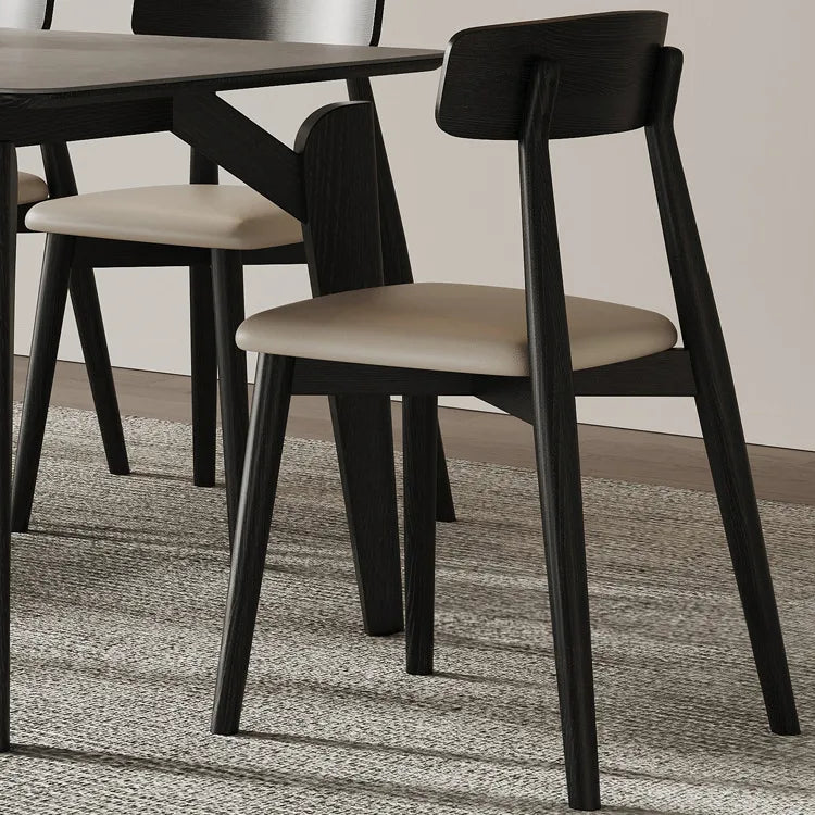 シンプルモダンなオーク&PUレザーチェア - インテリアに洗練されたアクセントをプラス fjx-2676