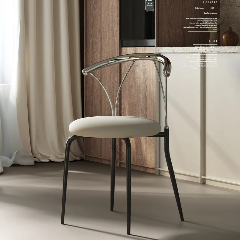 モダンステンレスフレーム&PUレザーチェア - スタイリッシュで快適な座り心地 fkb-4372