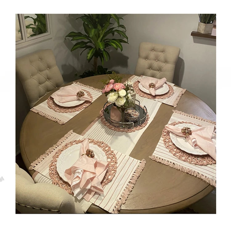 「オーク多層板製ラウンドテーブル4人用|上品なデザインでリビングを彩る」 fljgj-2110