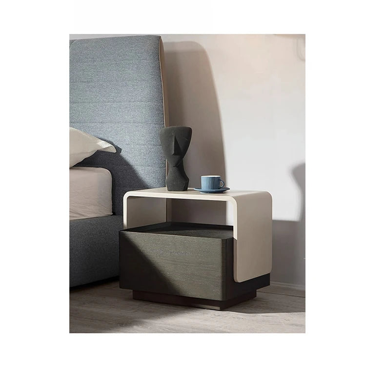 レッドオーク製シンプルデザイン ナイトテーブル|モダンな寝室インテリアに最適!収納力抜群! flsd-5188