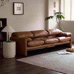 高級感漂う合成皮革ソファー|ダウンとパイン無垢材使用で快適な座り心地|リビングに最適なデザイン fme-3133