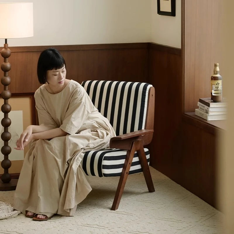 シックなストライプデザインの多層板チェア|おしゃれなリビングに最適な家具 fme-3134