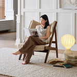 シープボア&シリコンフィル アッシュ材チェア - 快適なリラックス空間のための洗練されたデザイン fme-3136