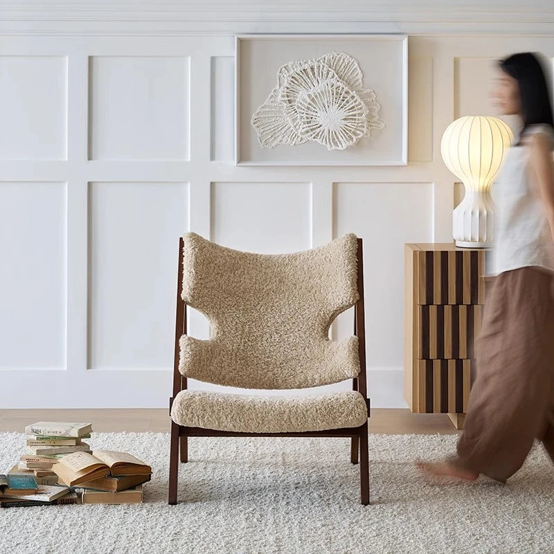 シープボア&シリコンフィル アッシュ材チェア - 快適なリラックス空間のための洗練されたデザイン fme-3136