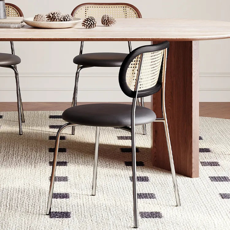 アッシュ材とラタンのモダンチェア - PUレザーとステンレスフレームの高級デザインチェア fmus-4086