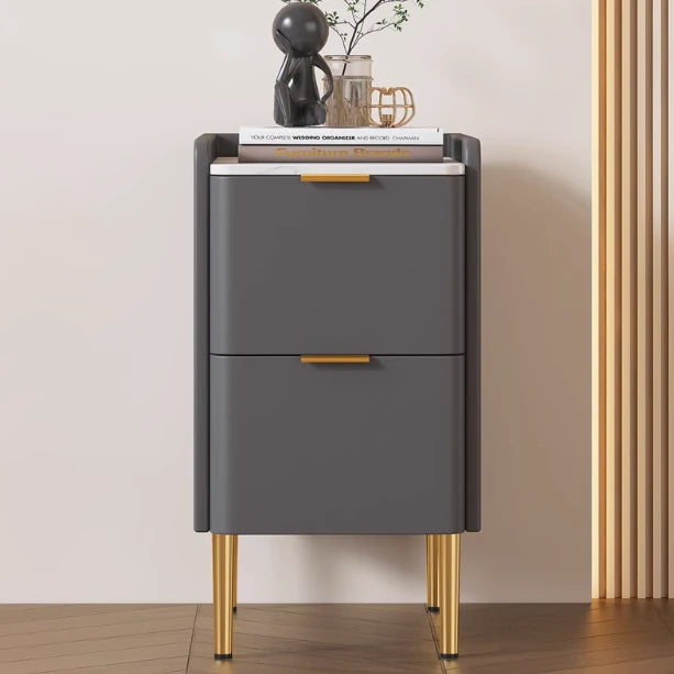 モダンナイトテーブル - パイン材セラミック天板 & PUレザー仕上げ、シンプルでスタイリッシュ、引き出し付き収納、ゴールド脚デザイン fmxjs-5341