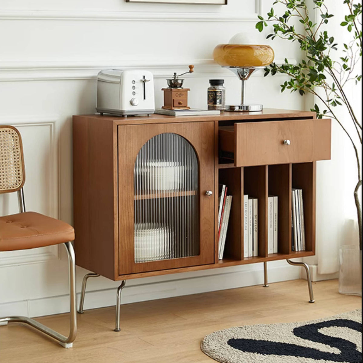 おしゃれな多層板ガラスキャビネット - 高級感溢れるステンレスフレーム付き収納 fmy-1136