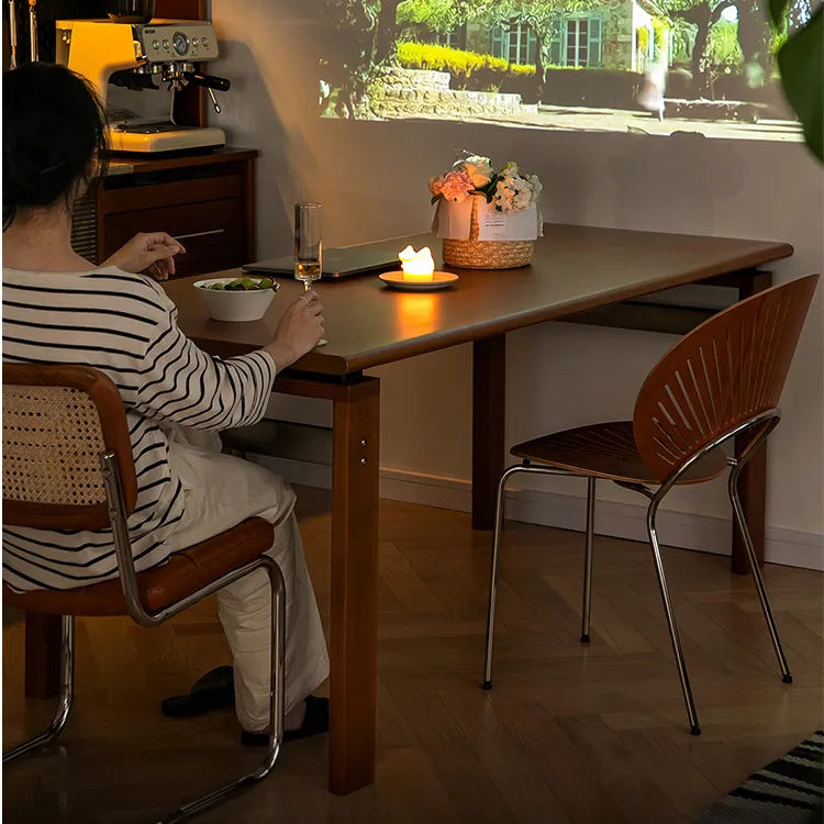 チェリー材とステンレスの高級ダイニングテーブル|魅力的なモダンデザイン fpmxm-2770