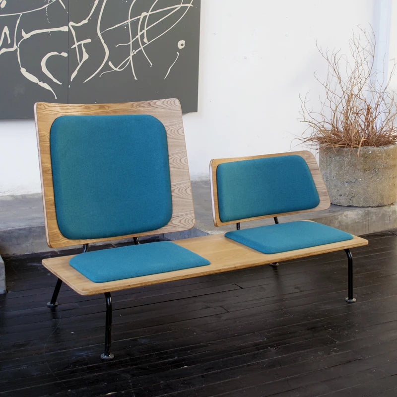 スタイリッシュな多層板ソファー - 綿麻・PUレザー使用、快適な座り心地のデザイン家具 fqr-5115