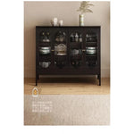 モダンガラスキャビネット – シックなデザインで収納力抜群のインテリア家具 fvp-4595