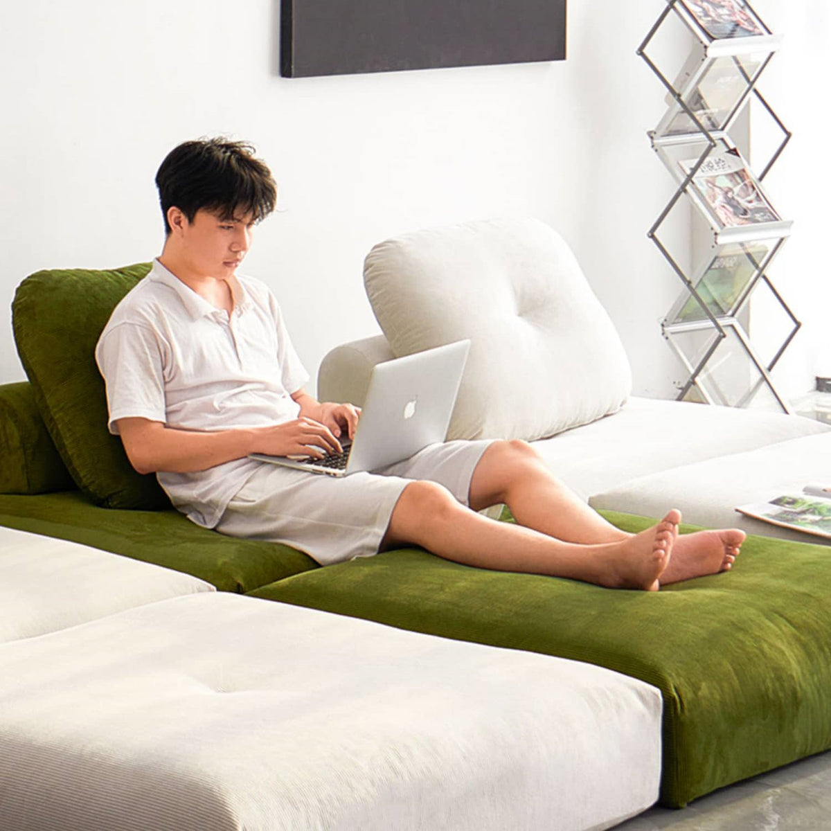 ダウンコーデュロイソファー|極上の快適さとスタイリッシュデザイン fwlp-938