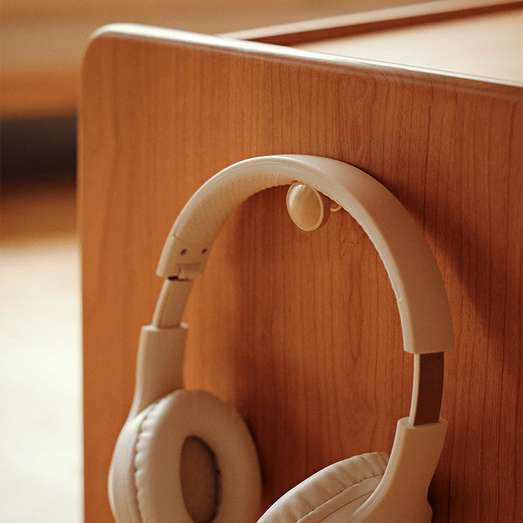 チェリー材×強化ガラスのデザインセンターテーブル 高級感漂う多層板&銅仕上げ fyg-667