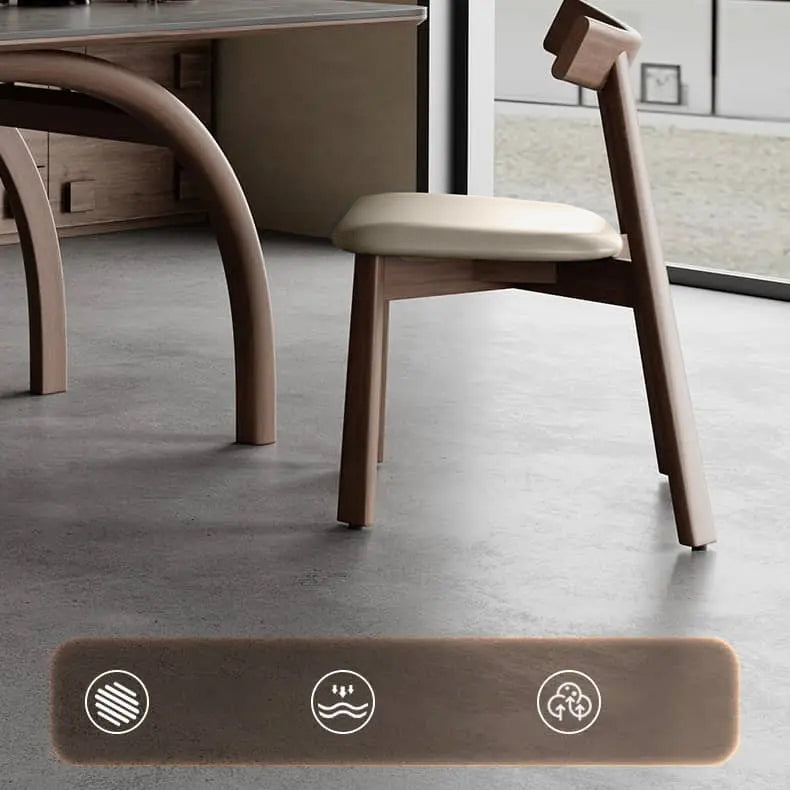 オーク材使用の高級チェア 合成皮革シート付き 北欧風デザイン hagst-821