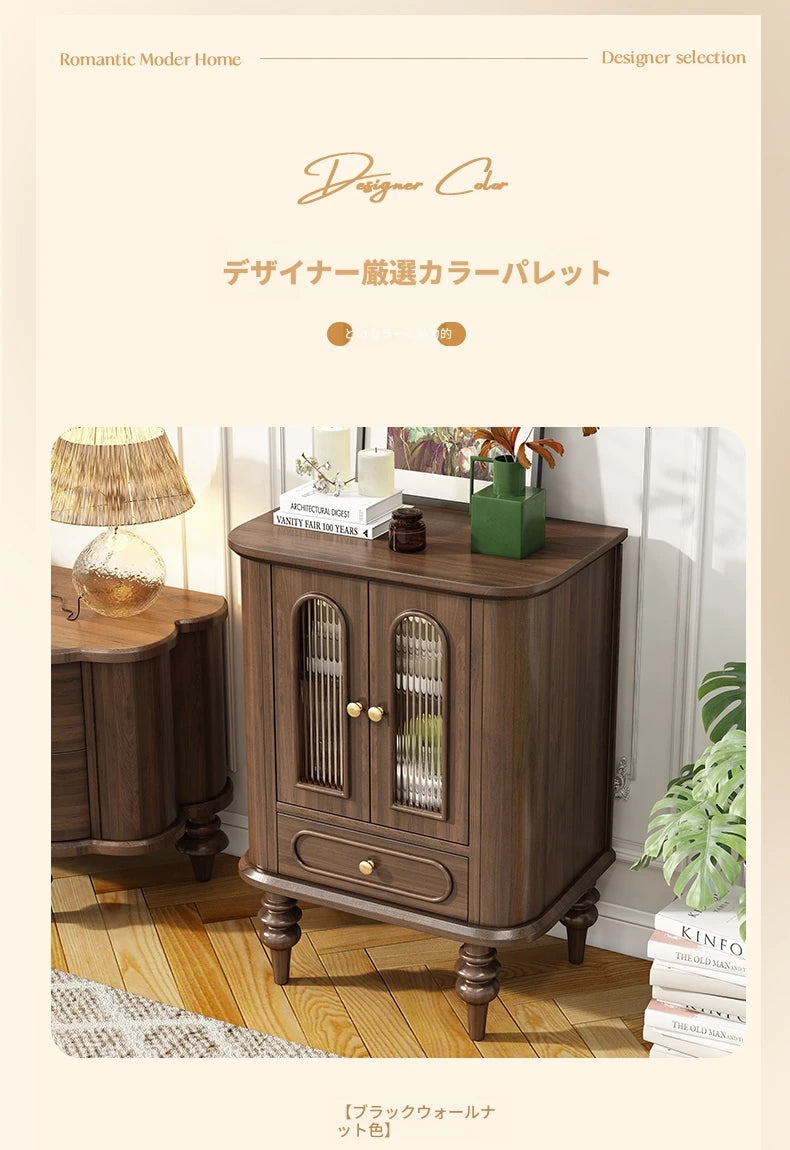 ウォールナット製キャビネット | 美しい多層板とガラス引き戸 | クラシックスタイルの収納家具 halmh-5321