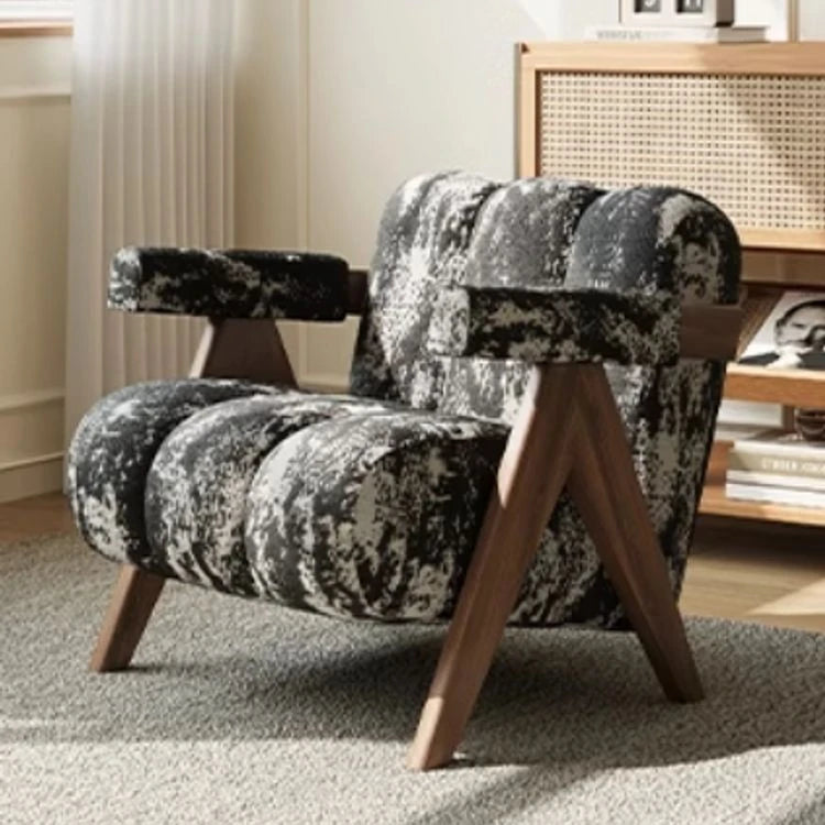 PUレザーと無垢材のデザインチェア - おしゃれなリビングにぴったり! hch-3089