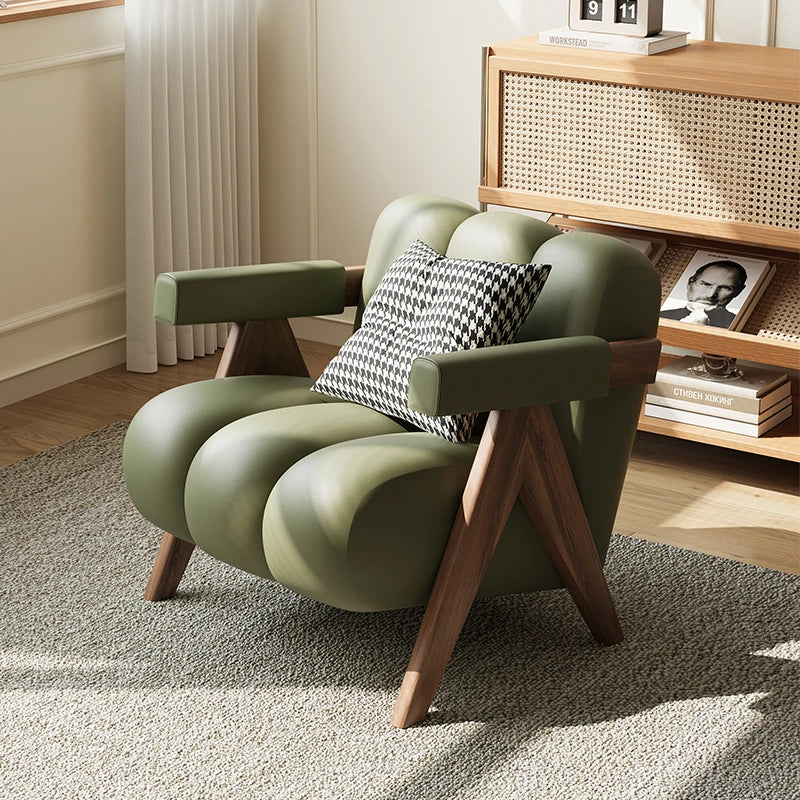 PUレザーと無垢材のデザインチェア - おしゃれなリビングにぴったり! hch-3089