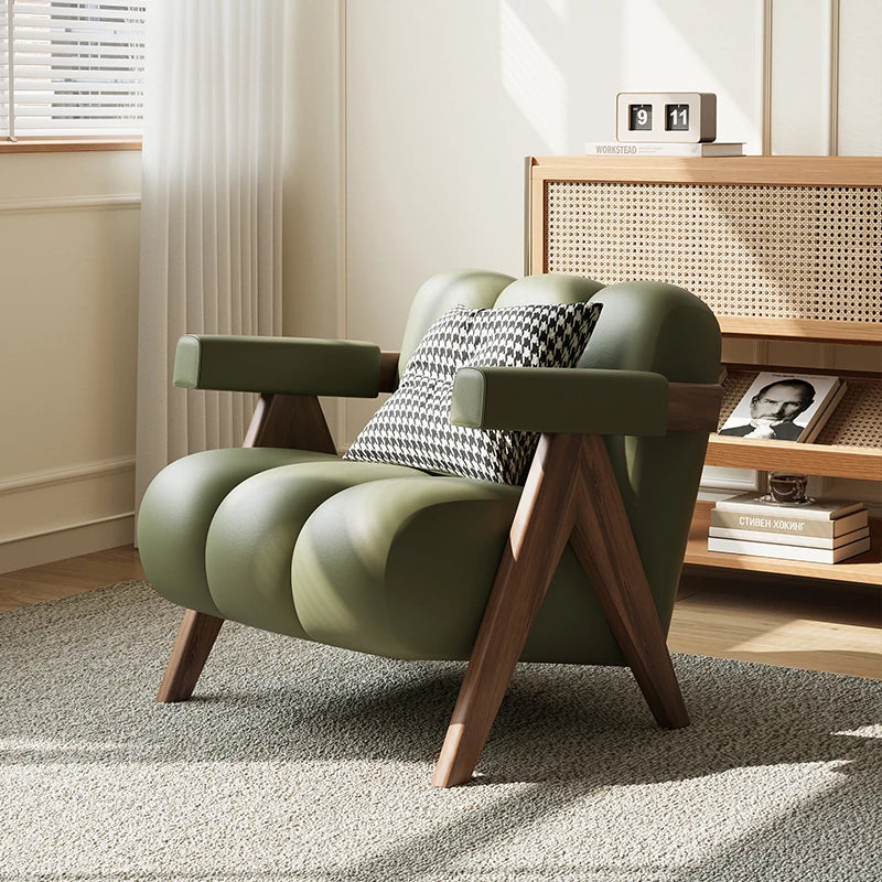 PUレザーと無垢材のデザインチェア - おしゃれなリビングにぴったり! hch-3089