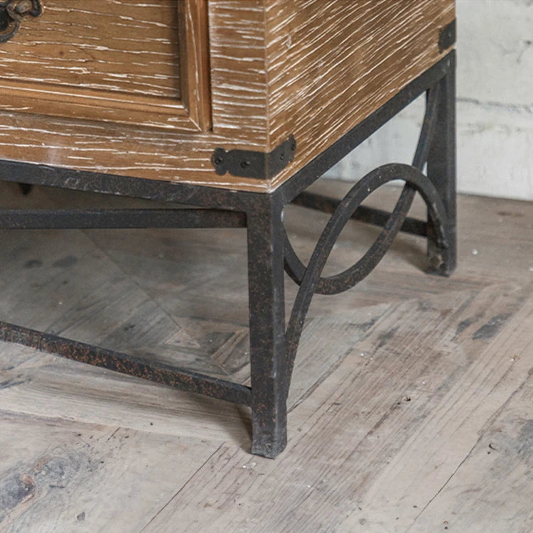 スギ材とアイアンのヴィンテージキャビネット|スタイリッシュな収納ソリューション hdst-4231