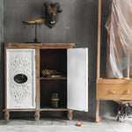 アンティーク風スギ材キャビネット|魅力的なデザインの収納家具 hdst-4255