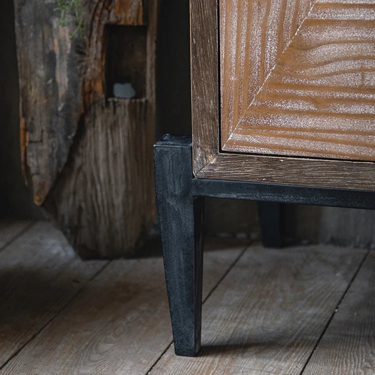 パインとアイアン素材のエレガントキャビネット│美しいデザインでお部屋にアクセントを! hdst-4313