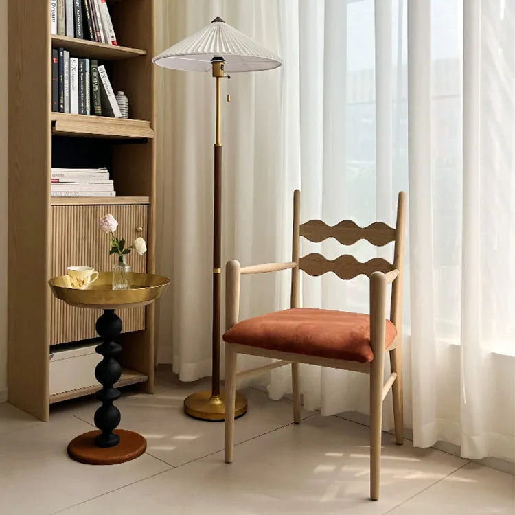 モダンデザインのレッドオークセンターテーブル - シックなインテリアに最適! hggw-4173