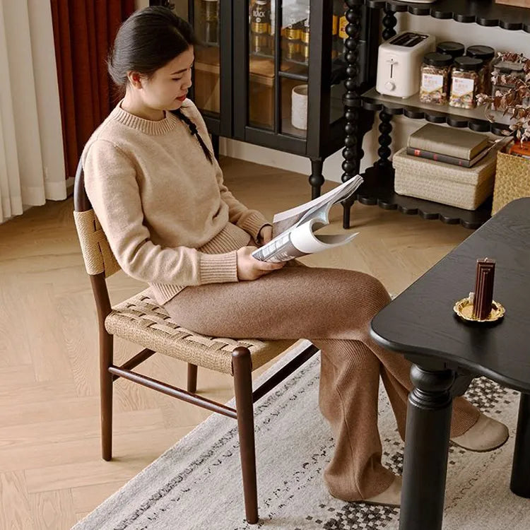 高級レッドオーク&本革チェア | モダンデザインで快適な座り心地 hggw-4178