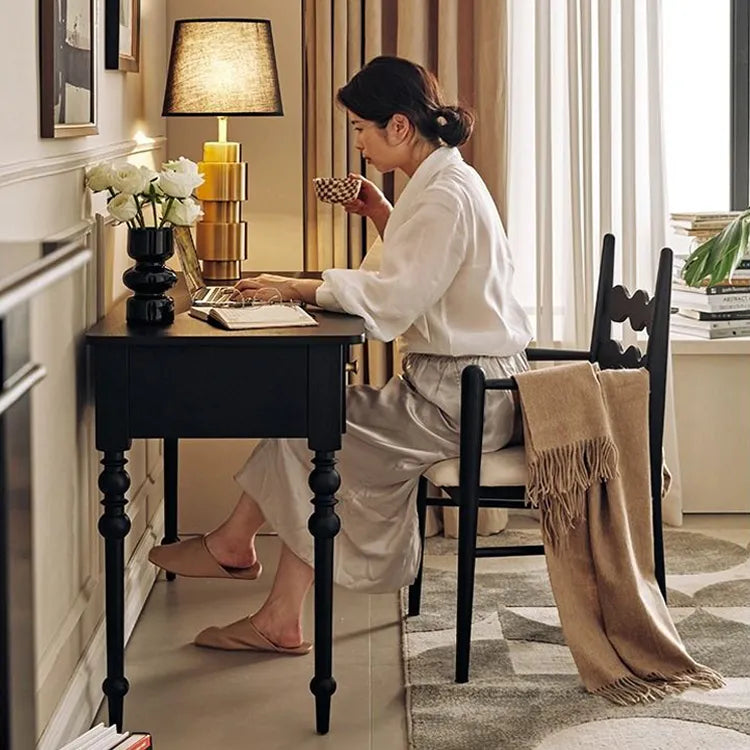 高級感漂うレッドオーク多層板テーブル|エレガントなデザインでお部屋をスタイリッシュに hggw-4182