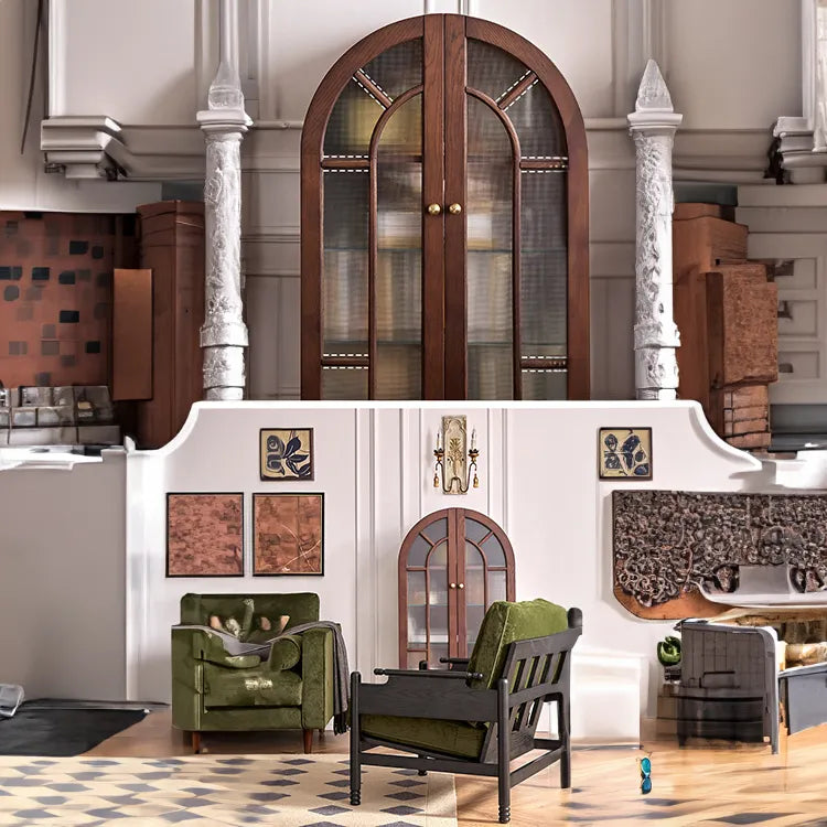 アンティーク風レッドオークキャビネット|ガラス&銅製アクセントの多層板収納 hggw-4186