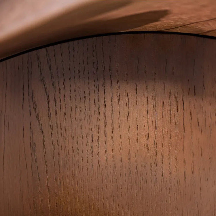 アンティーク風レッドオークキャビネット|ガラス&銅製アクセントの多層板収納 hggw-4186