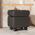 スタイリッシュなパイン材と合皮のナイトテーブル - モダンインテリアに最適な収納付き! hjd-3148