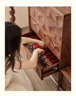 ウォールナット製のおしゃれなキャビネット | モダンデザイン | 高品質収納家具 hjy-5009