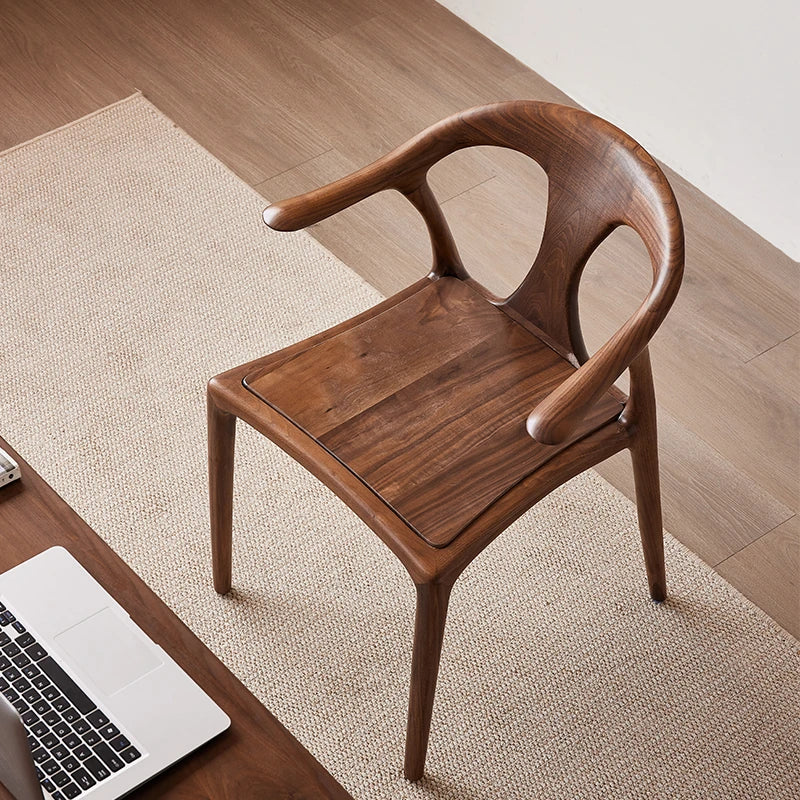 ウォールナットエアレザー使用 おしゃれなデザインチェア - あなたのインテリアを引き立てる高級感溢れる一脚 hjy-5016