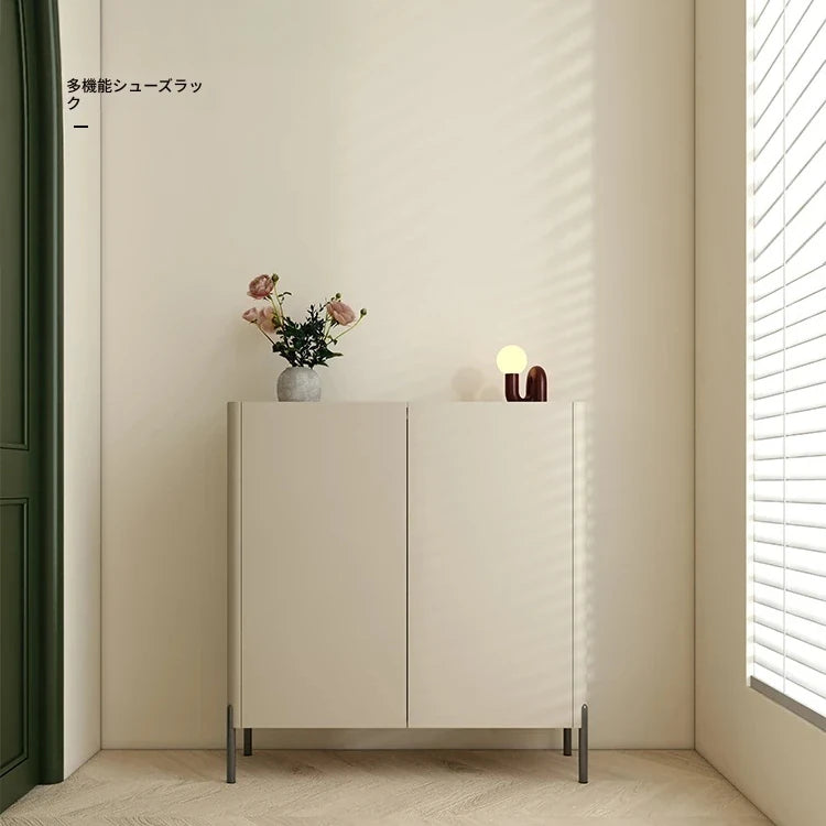 モダンデザインの多層板キャビネット - シンプルでスタイリッシュな収納家具 hko-4604