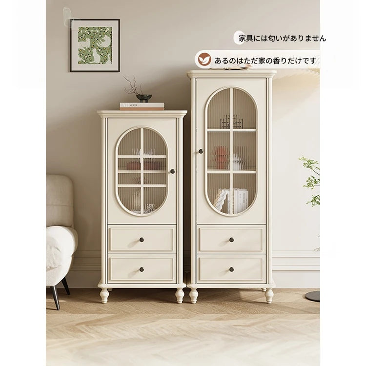 チェリー材とパイン製の美しいディスプレイキャビネット | ガラス扉付きで収納力抜群 | シンプルで上品なデザイン hl-4884