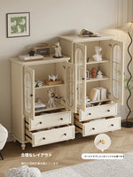 チェリー材とパイン使用!エレガントガラス仕切りキャビネット - シンプルモダンテイストで収納もバッチリ! hl-4889