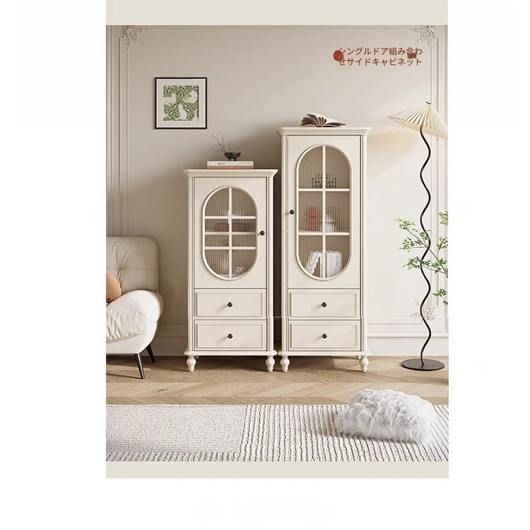 チェリー材とパイン使用!エレガントガラス仕切りキャビネット - シンプルモダンテイストで収納もバッチリ! hl-4889